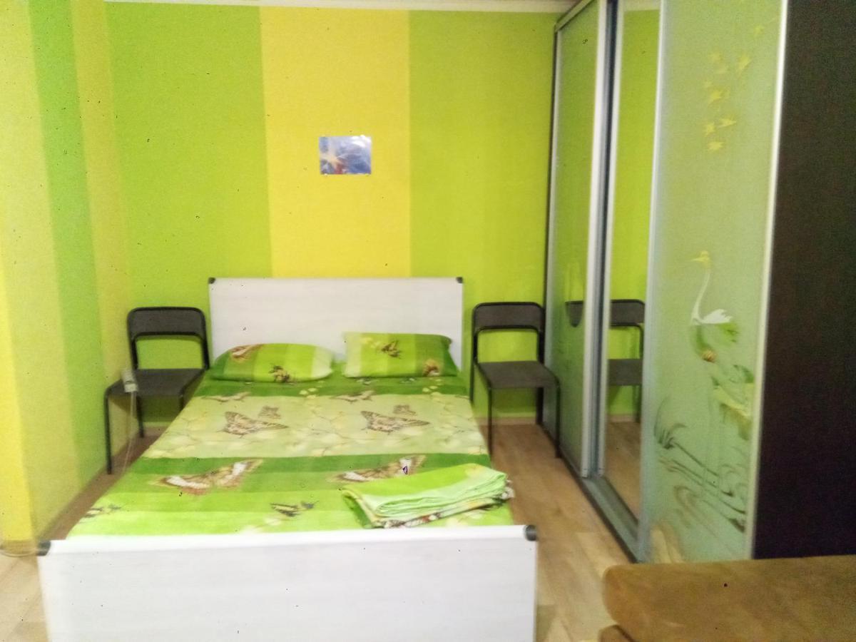 Appartamento Район Деснянской Правды Černihiv Esterno foto
